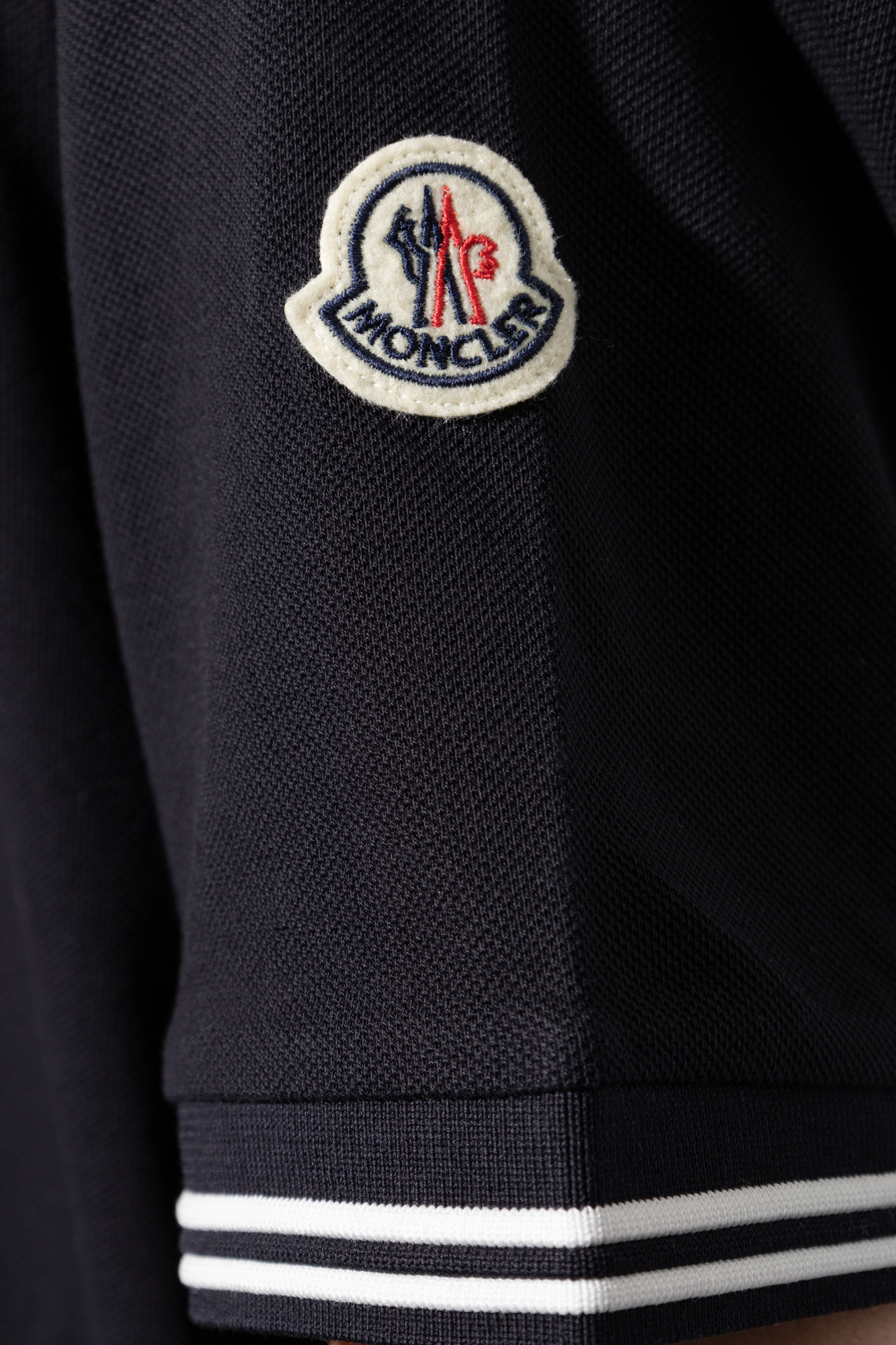 Czarny Polo z logo Moncler - Vitkac Polska